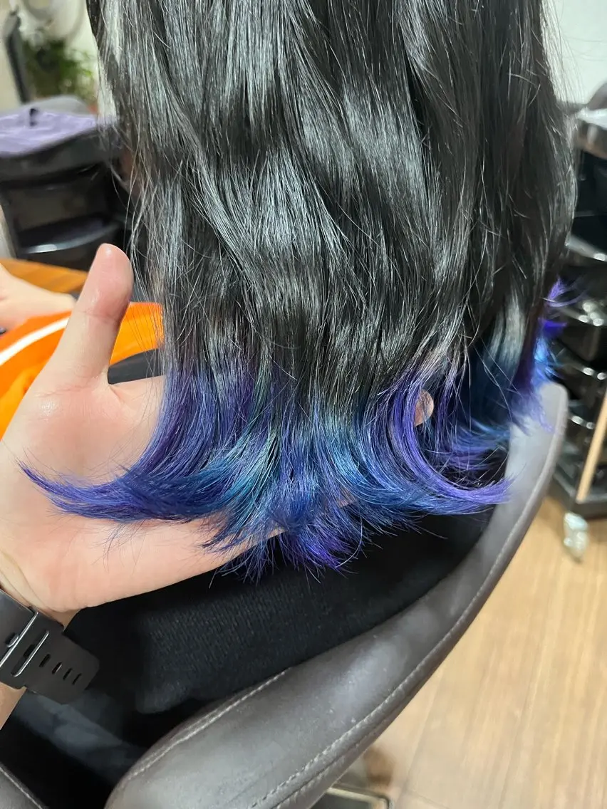 ミディアム カラー ブリーチ ヘアカラー トリートメント 辻 風香のヘアスタイル
