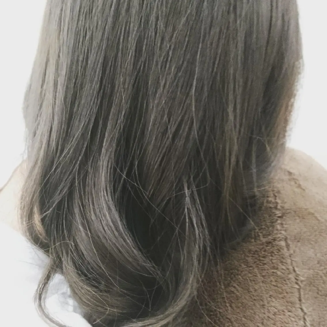 カラー グレージュ 宇田川 直輝のヘアスタイル
