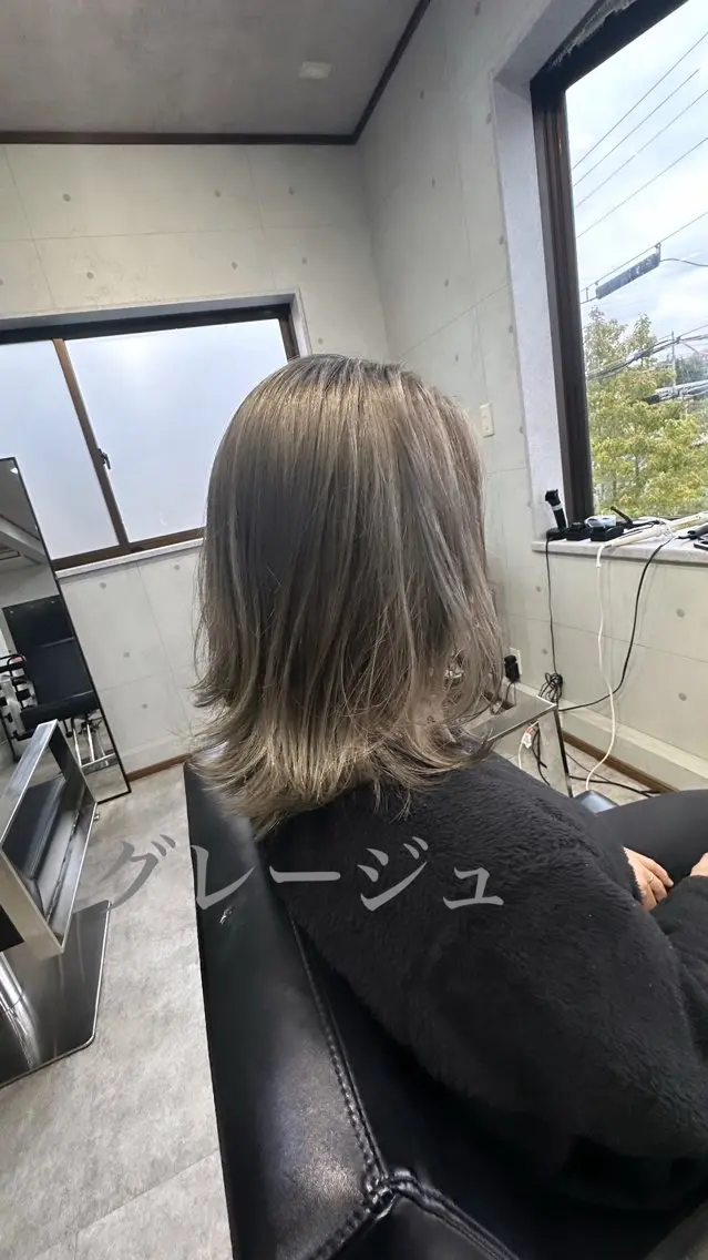 ミディアム 外国人風カラー ハイライト レイヤーカット REVE 美容室のヘアスタイル