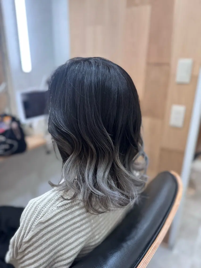 ミディアム カラー グラデーションカラー 多賀 順平のヘアスタイル