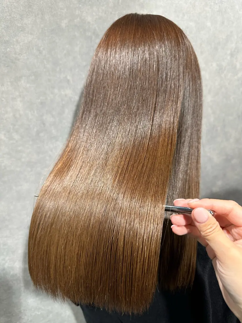 セミロング トリートメント カット トリートメント 岩崎 恵実のヘアスタイル