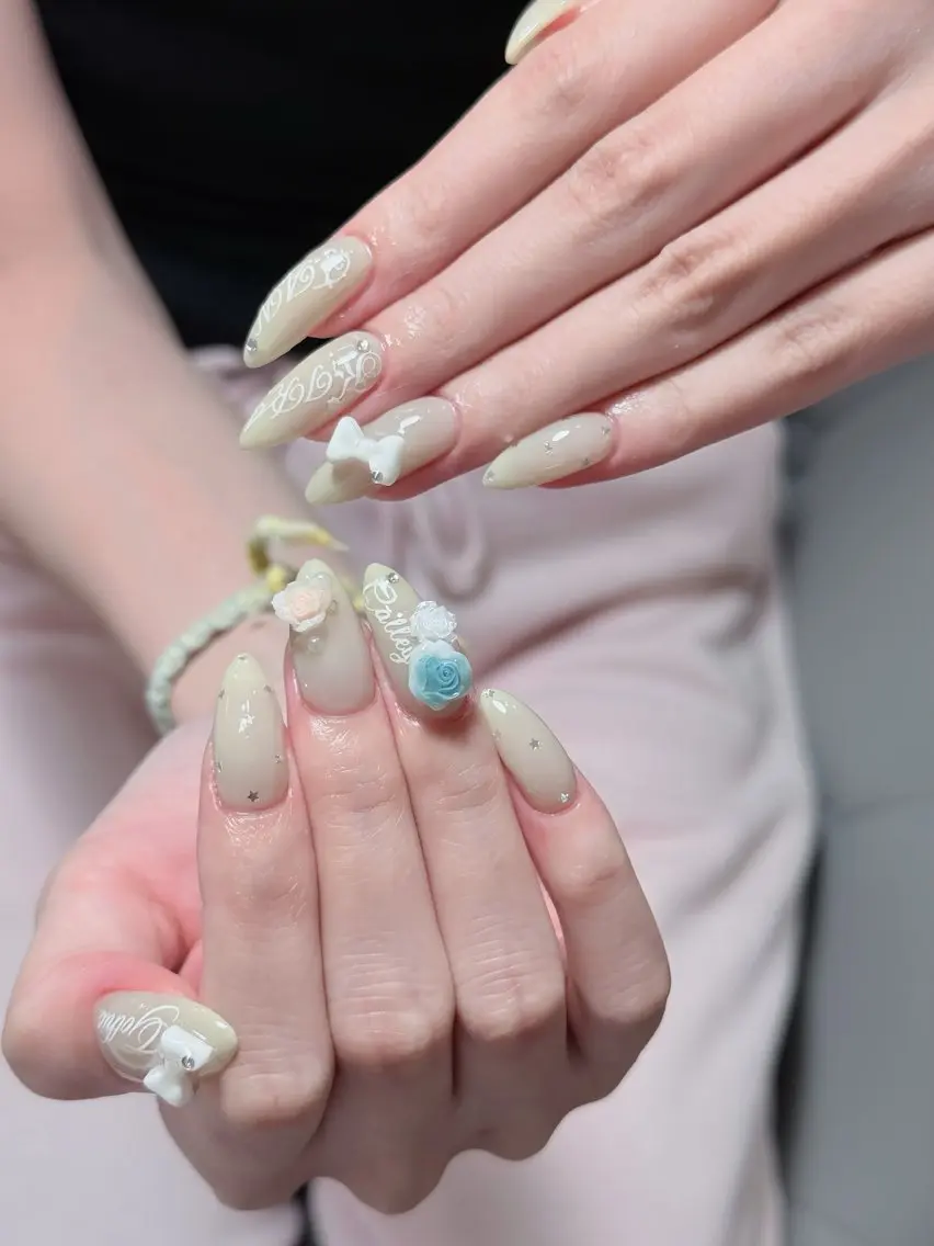 ネイル ボルドー チークネイル 長さ出し フレンチネイル ジェルネイル ハンドネイル VANI Belle Nailのネイルデザイン