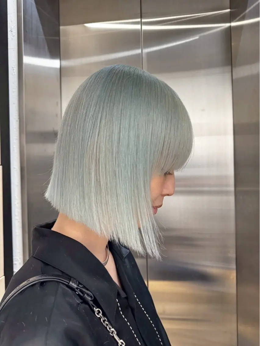 ミディアム ヘアカラー トリートメント ヘアセット 🫧ハイトーンカラー / RINA🩵のヘアスタイル