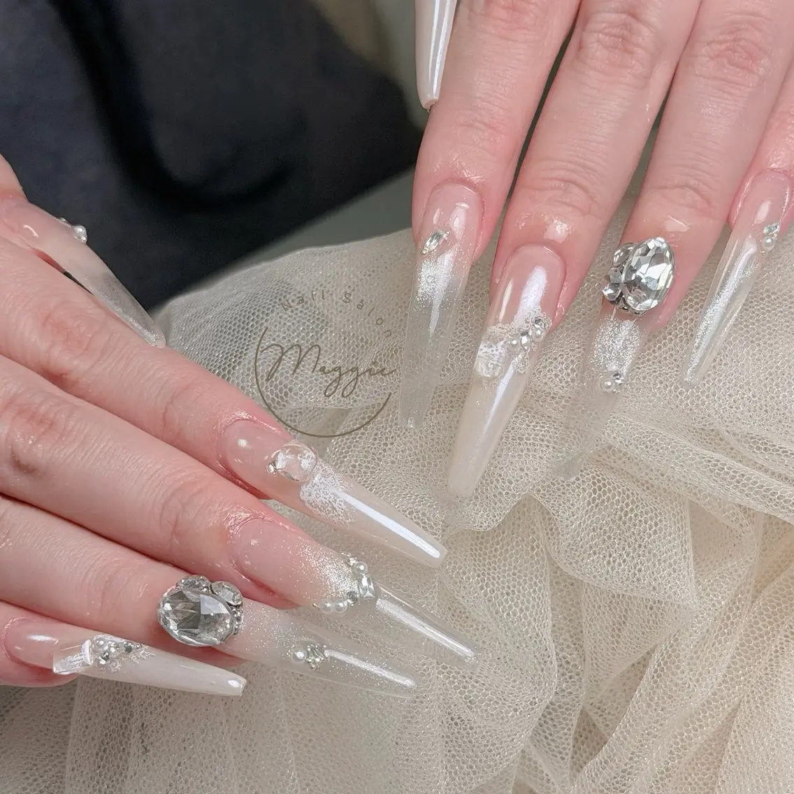 ネイル ハンドネイル Maggie Nail🦩BiKiのネイルデザイン
