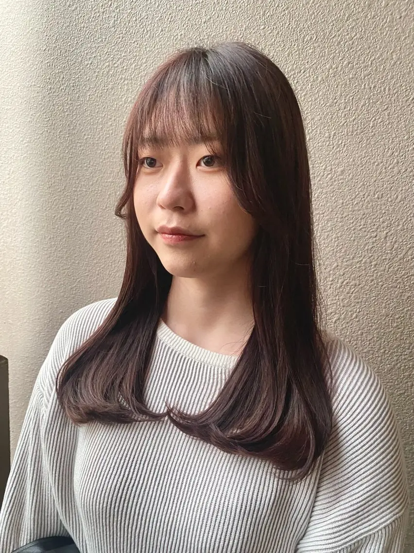 ロング 伸ばしかけ 伊藤 優花のヘアスタイル