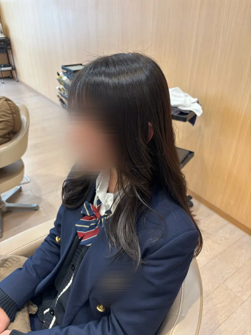 ロング 学生 レイヤーカット 徳田 七海のヘアスタイル