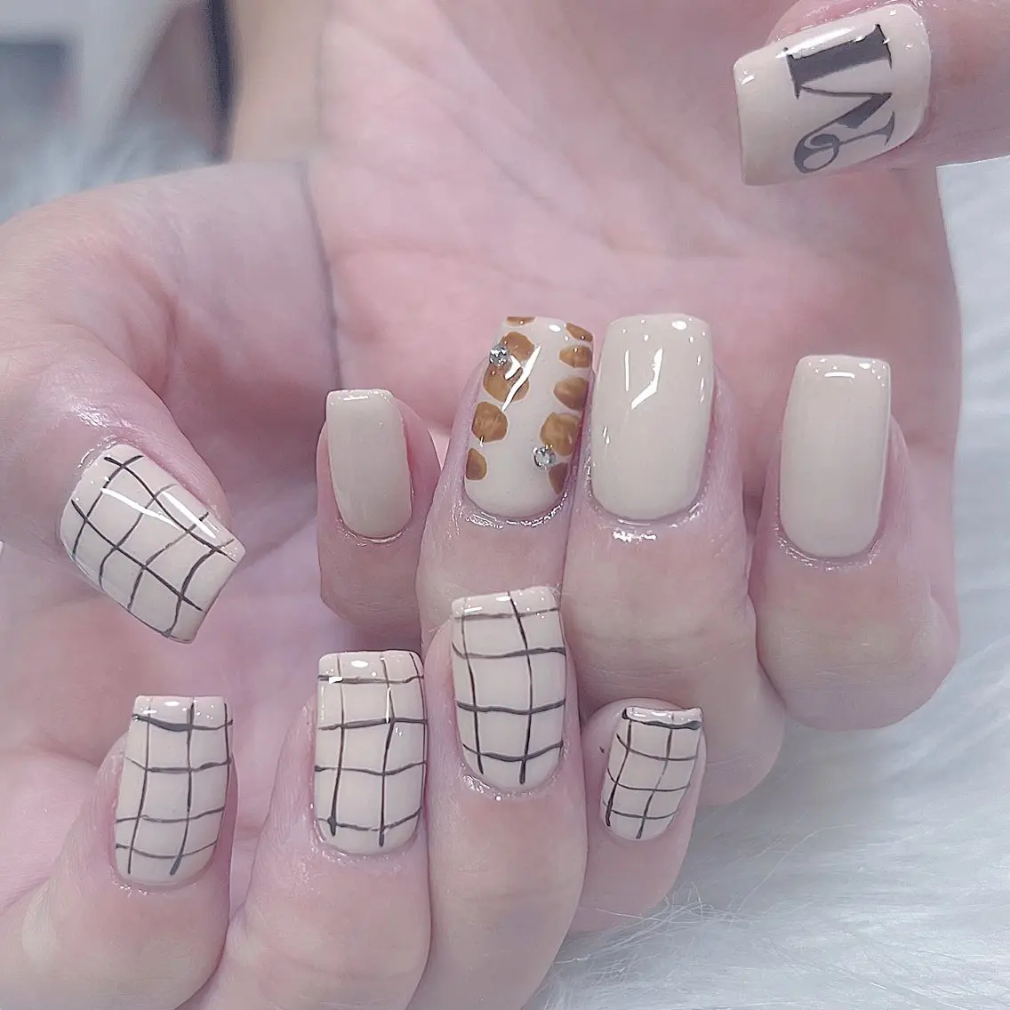 ネイル Maya 🧊🫧‪／渋谷のネイルデザイン