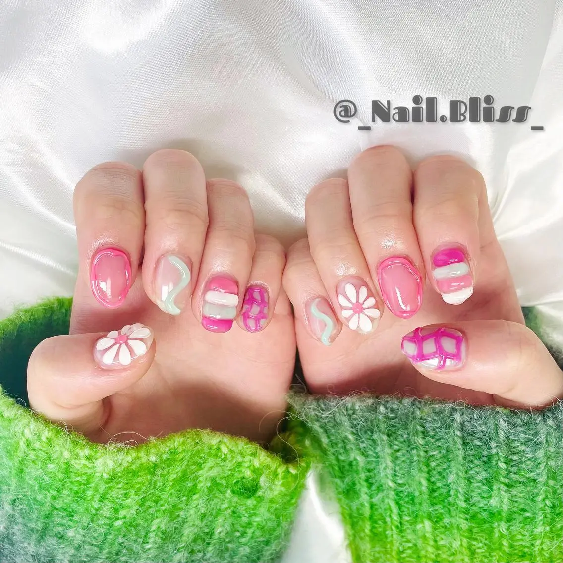 ネイル クリアネイル ハンドネイル NAIL BLISSのネイルデザイン