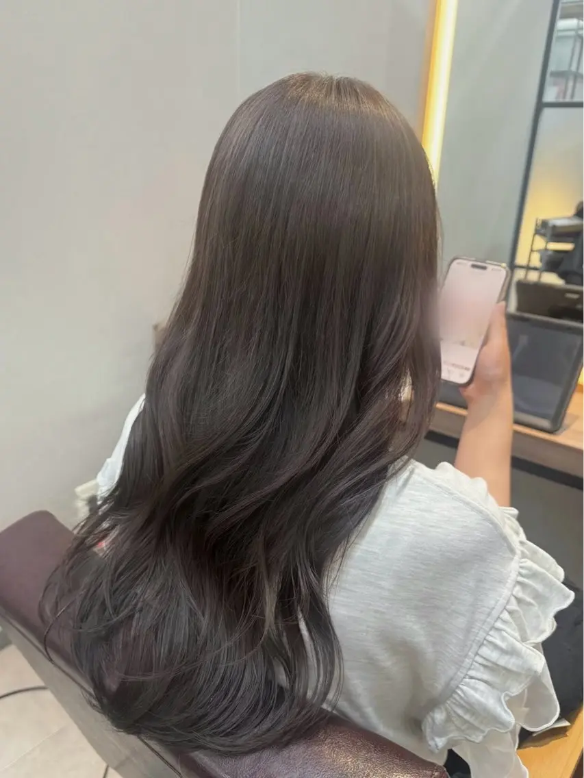 【人気𝐍𝐨. 𝟏💟】カット + 透明感カラー + Aujua4stepトリートメントの写真