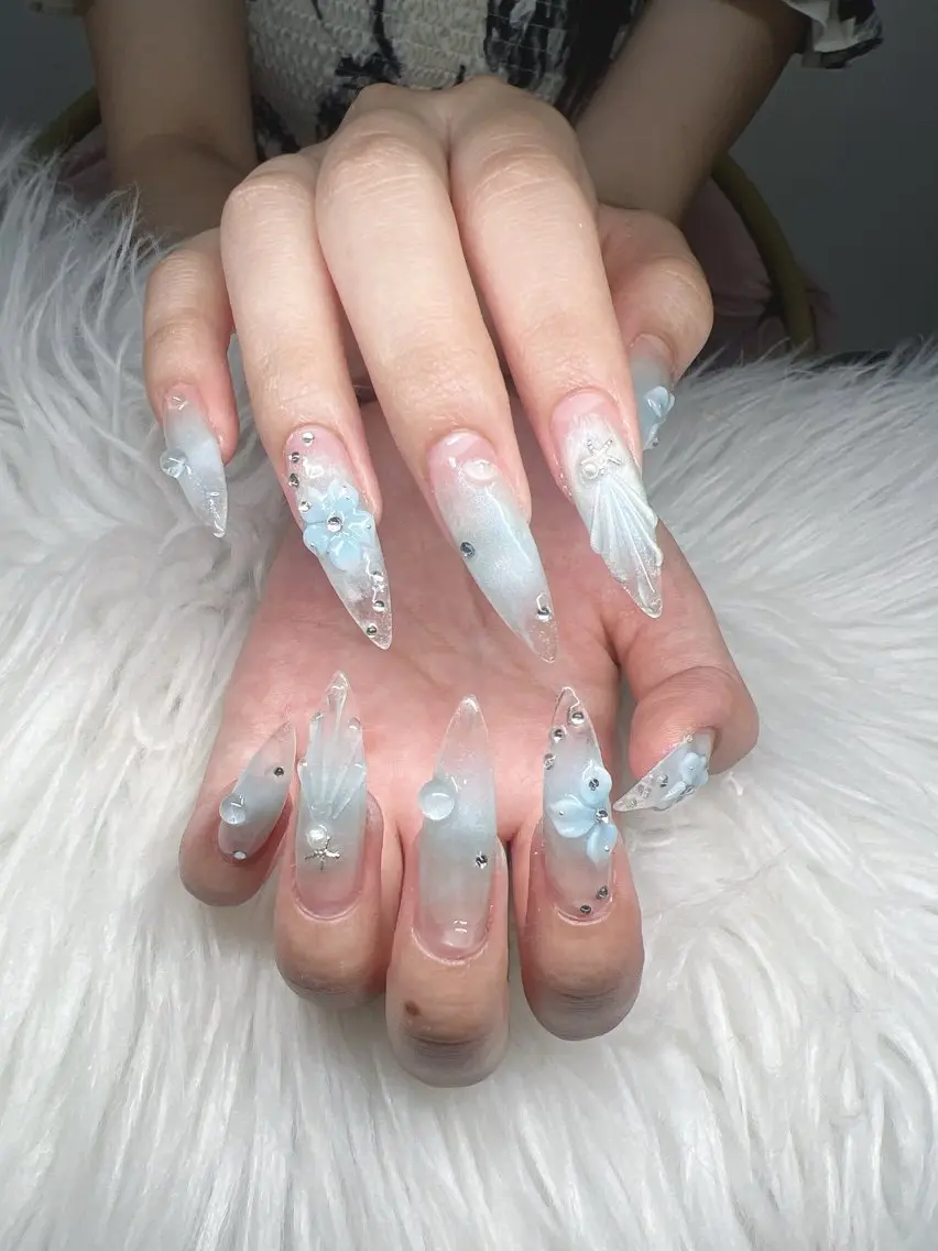 ネイル ハンドネイル Lee Nails チップ長さだし専門店のネイルデザイン