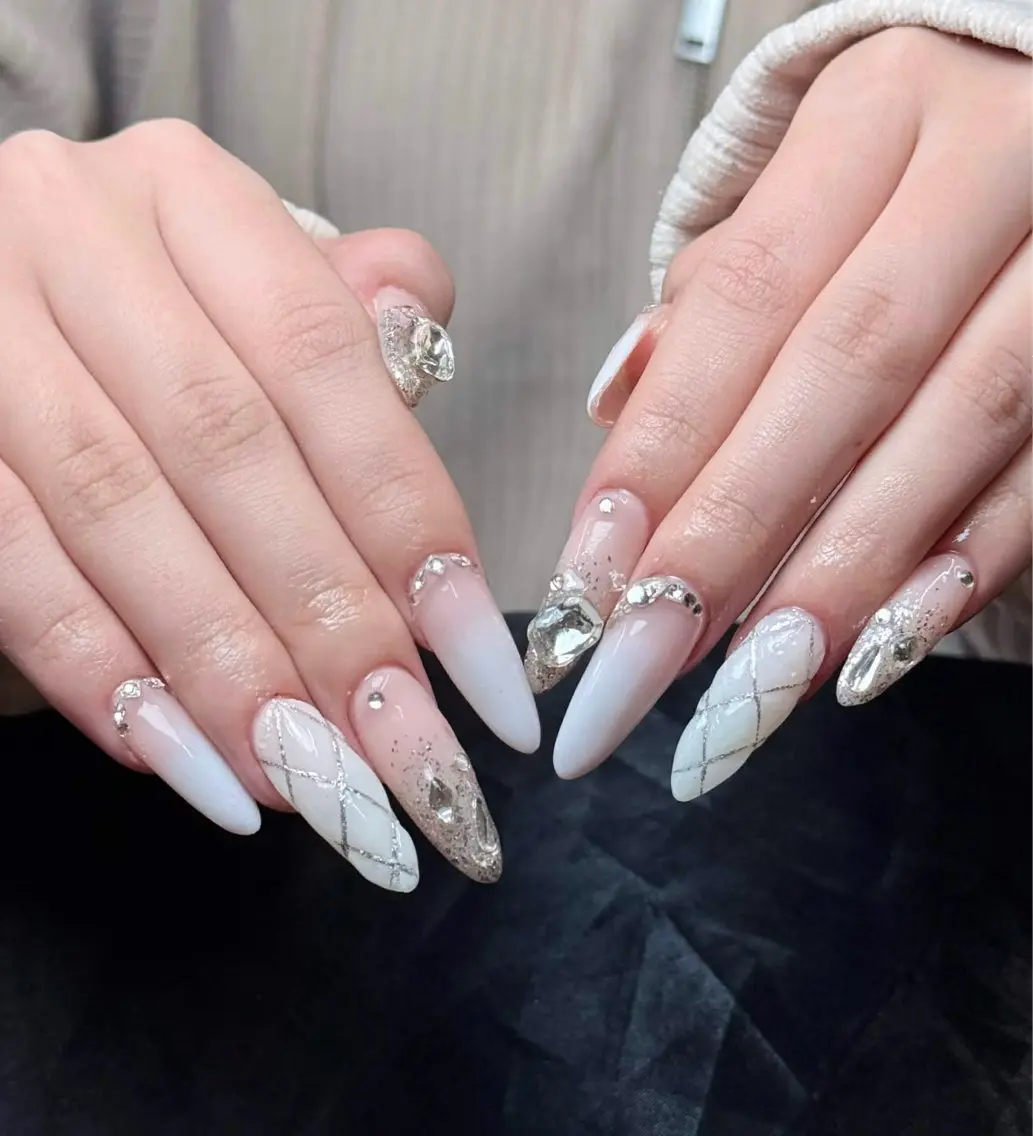 ネイル Iconic Nailのネイルデザイン