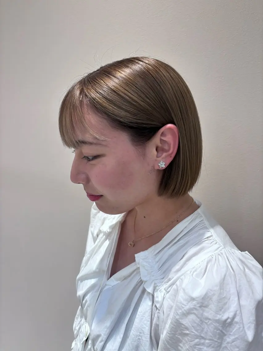 ショート カラー カット ヘアカラー トバ ショウゴのヘアスタイル