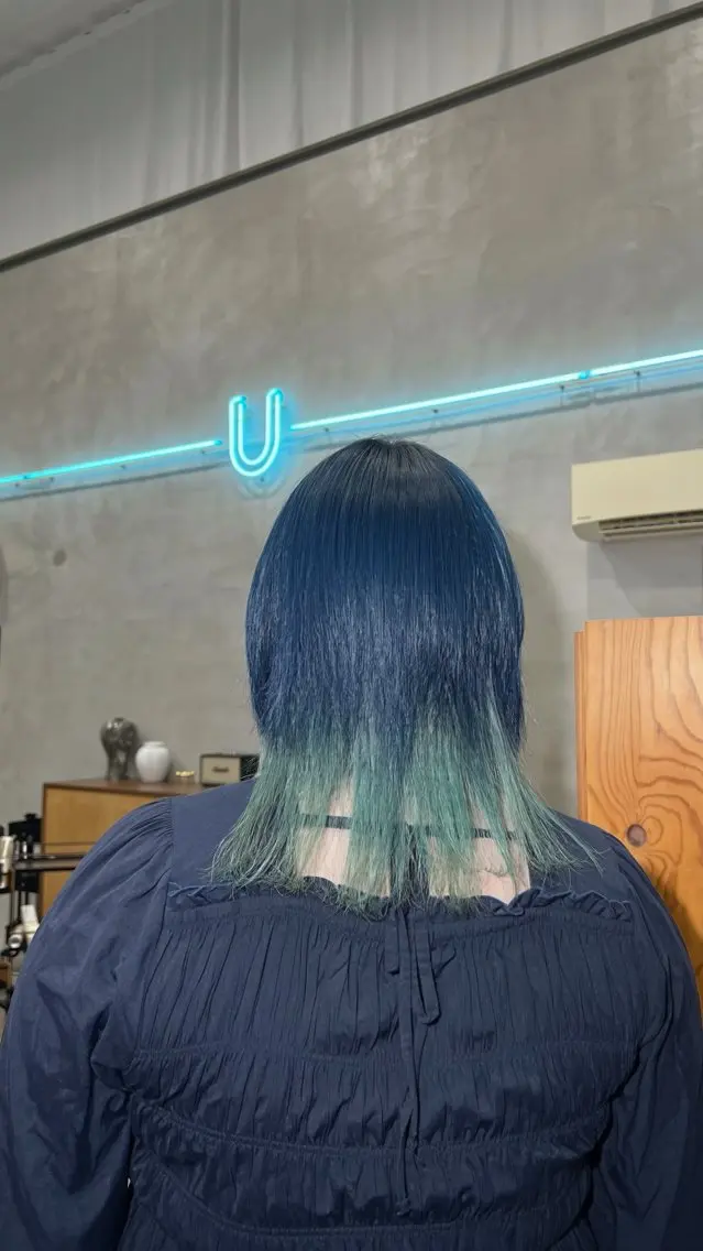 ミディアム カラー ブルーカラー 透明感カラー デザインカラー ミント ミントグリーン U ひじりのヘアスタイル