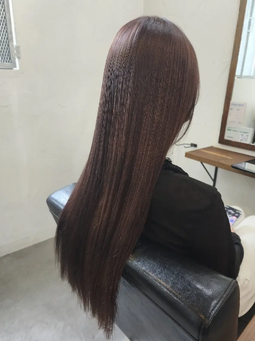 ロング ヘアカラー LEASH 北原のヘアスタイル