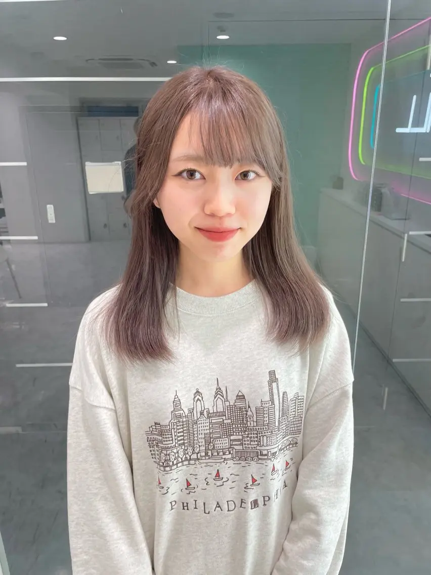 セミロング カラー パーマ ヘアアレンジ メンズ メンズブリーチ ブリーチ 透明感カラー・レイヤ ー🎀amika🎀のヘアスタイル