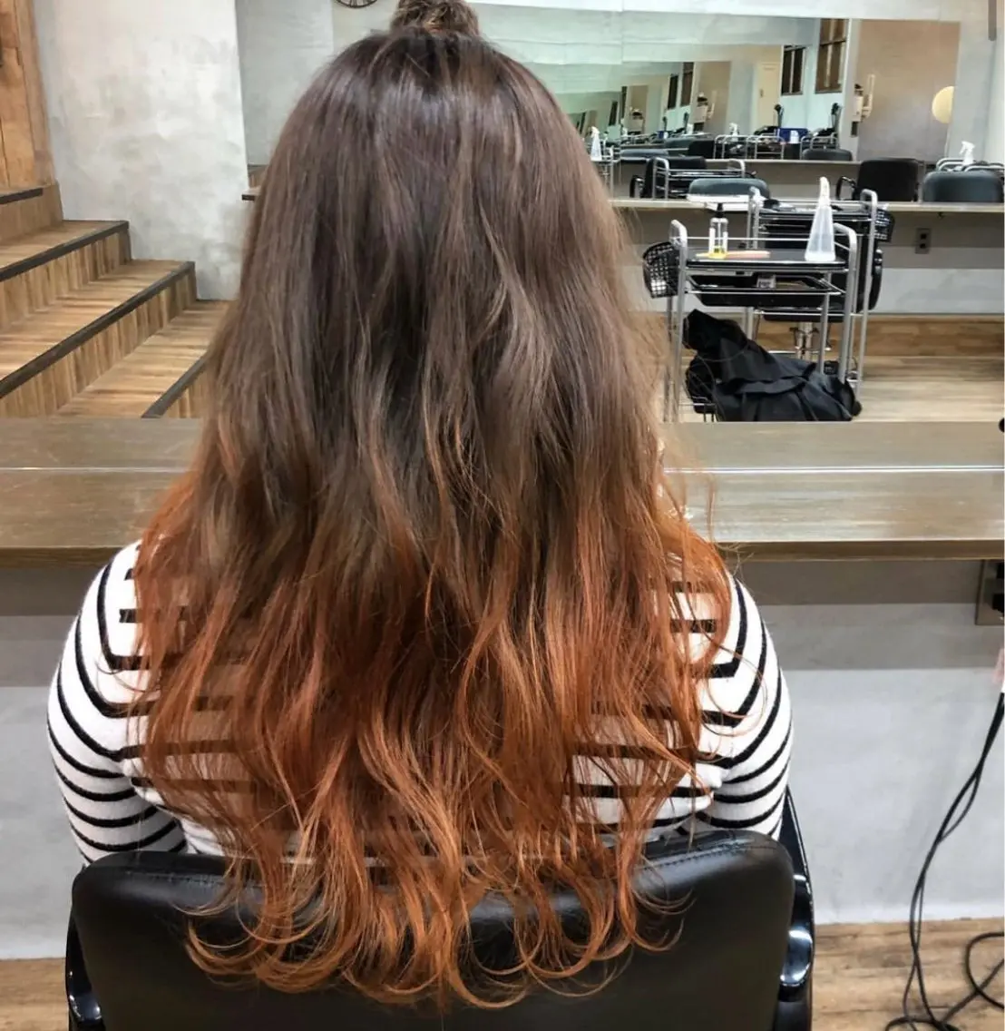 ロング ヘアカラー 山崎 義弘のヘアスタイル