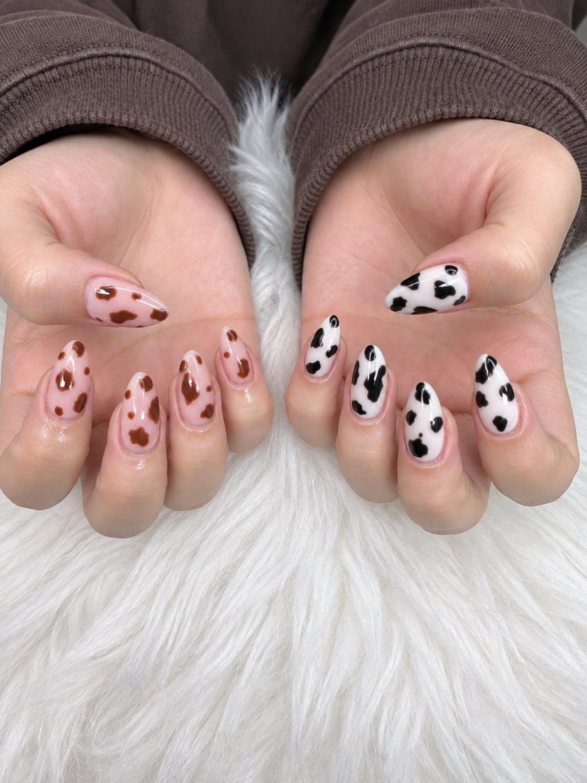 ネイル MIKA RUBY NAIL SLONのネイルデザイン