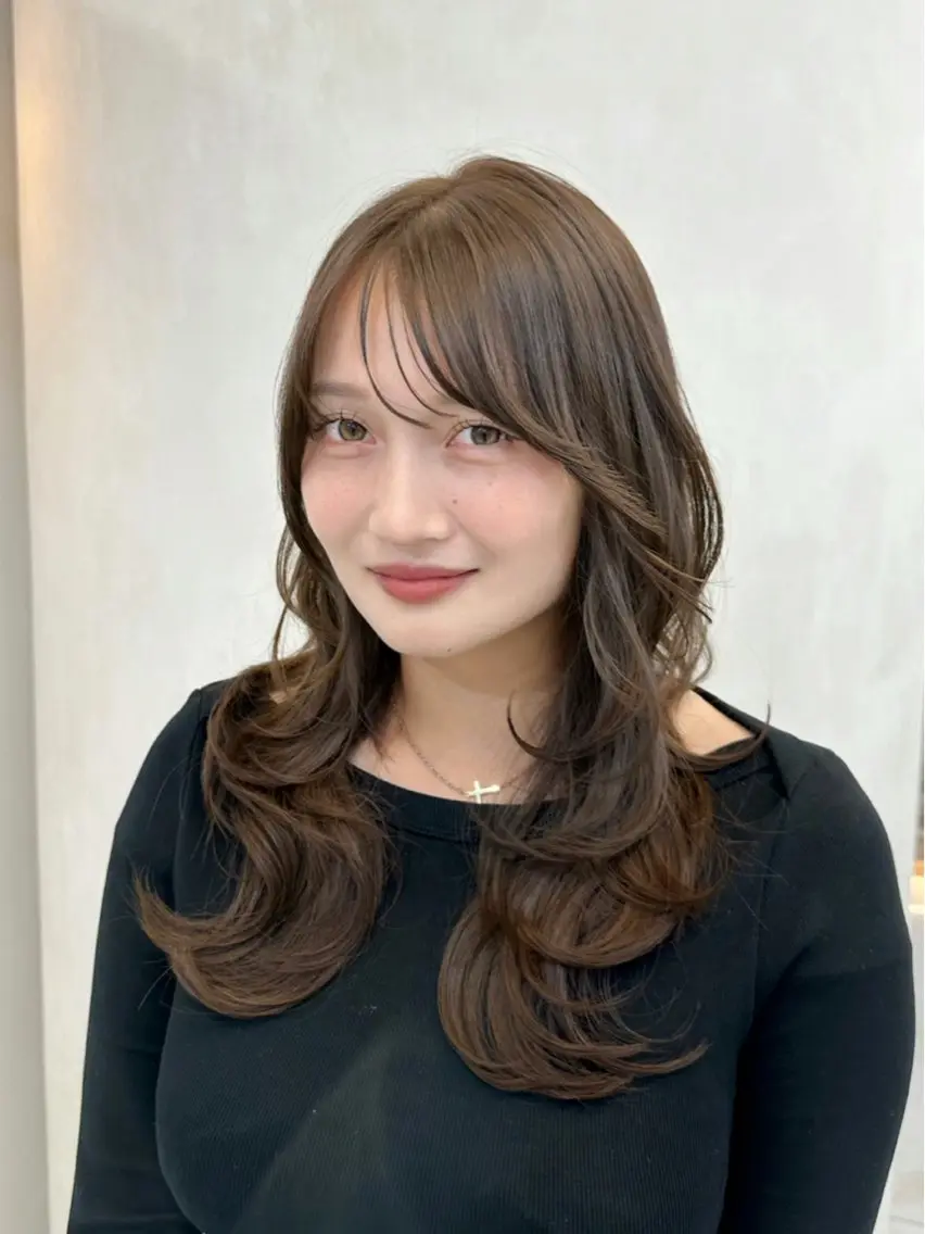 ロング カラー ブリーチ ケアカラー ブリーチなしカラー 髪質改善 韓国風ヘア カット ヘアカラー トリートメント ヘアセット 韓国風レイヤーカラー ライムのヘアスタイル