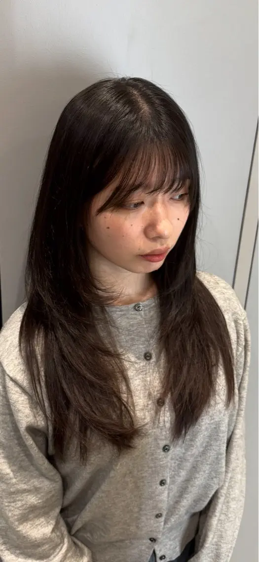 セミロング カット 保坂 瞭のヘアスタイル