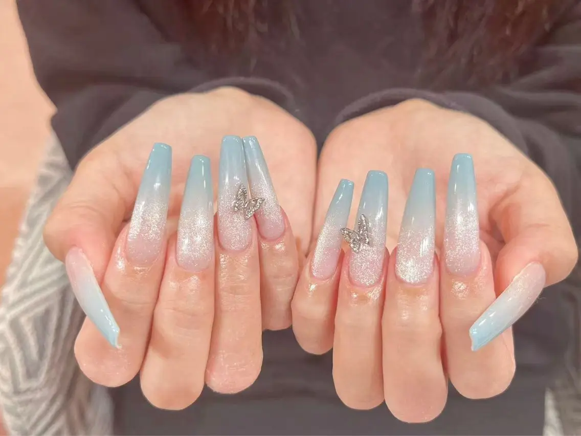 ネイル 💅🏻 ayakaのネイルデザイン