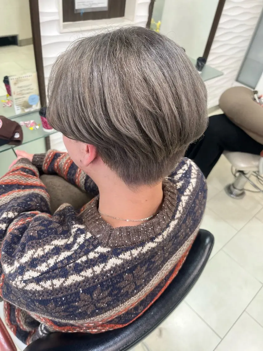 メンズ メンズハイトーン メンズ韓国風 マッシュ カット 藤原 珠花のヘアスタイル