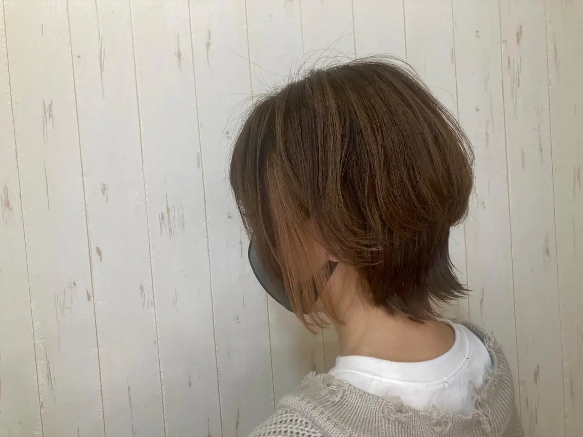 ショート カラー イヤリングカラー ヘアカラー&縮毛矯正 STAR☆RIVERのヘアスタイル
