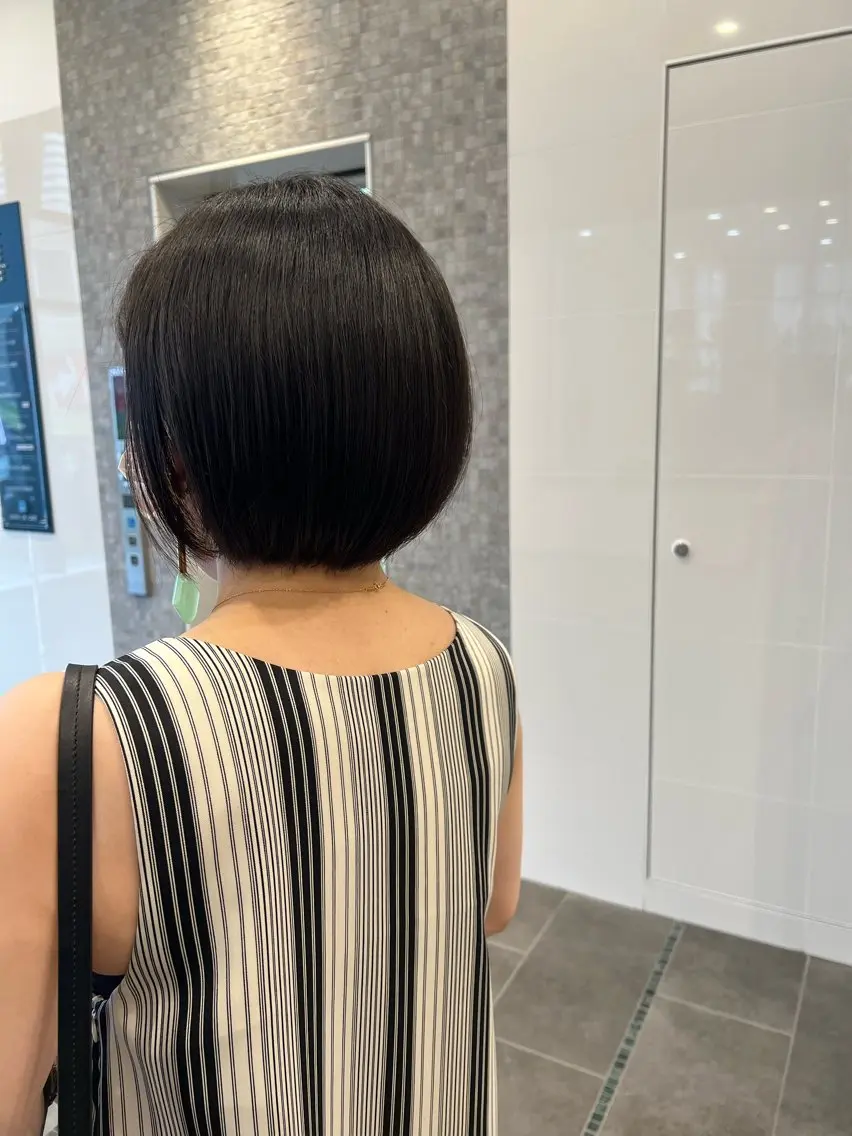 ショート 梅田 カットモデル募集のヘアスタイル