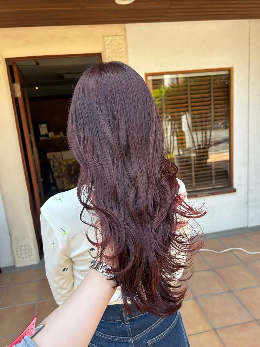 ロング カラー カット ヘアカラー トリートメント putri 川邉 優花のヘアスタイル