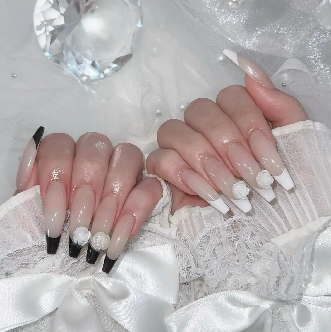 ロング 韓国風ヘア ハンドネイル Aila Nail ShinOkuboのネイルデザイン