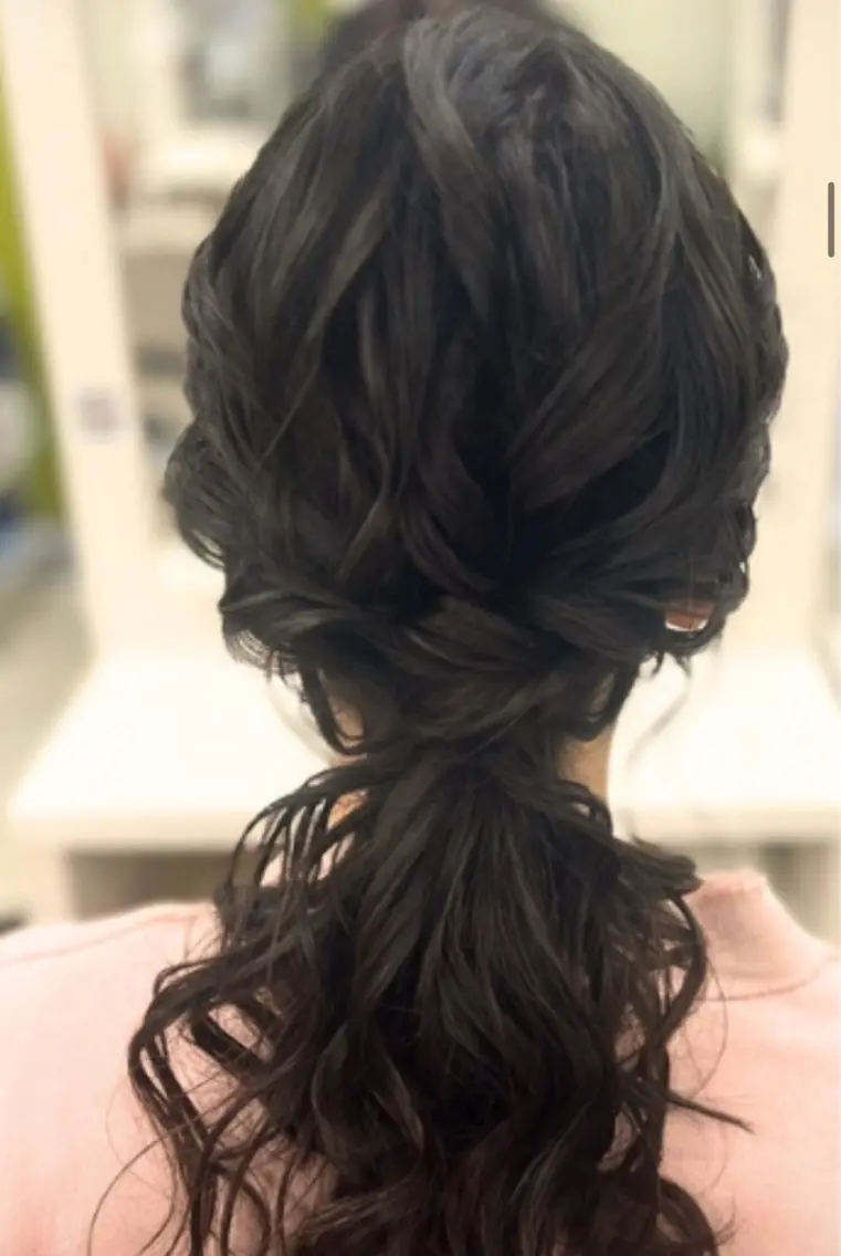 ロング 川尻 房枝のヘアスタイル
