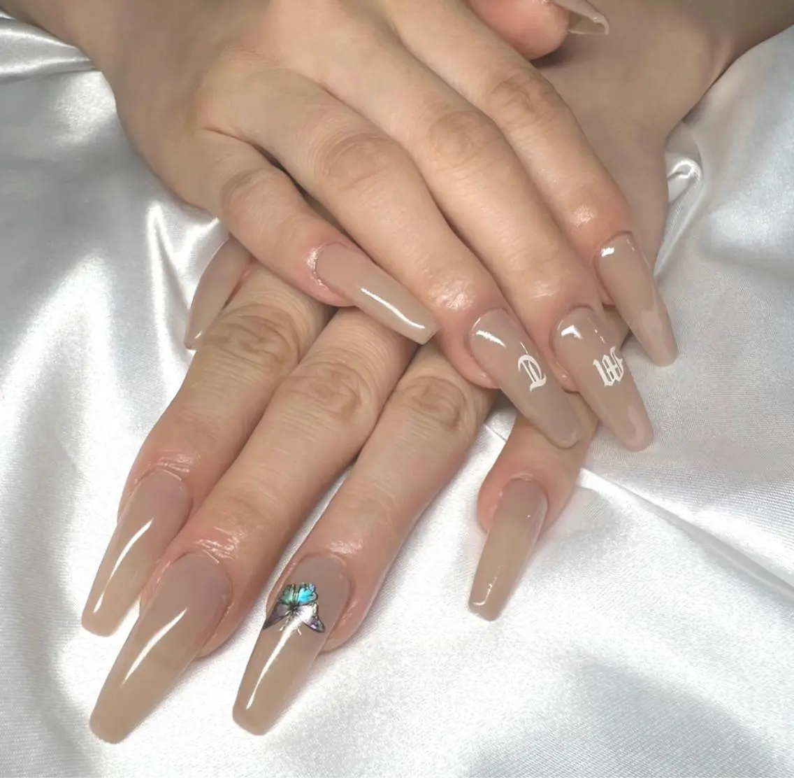 ネイル オーロラネイル フレンチネイル マグネットネイル ミラーネイル ワンカラーネイル LeaLea nails.のネイルデザイン