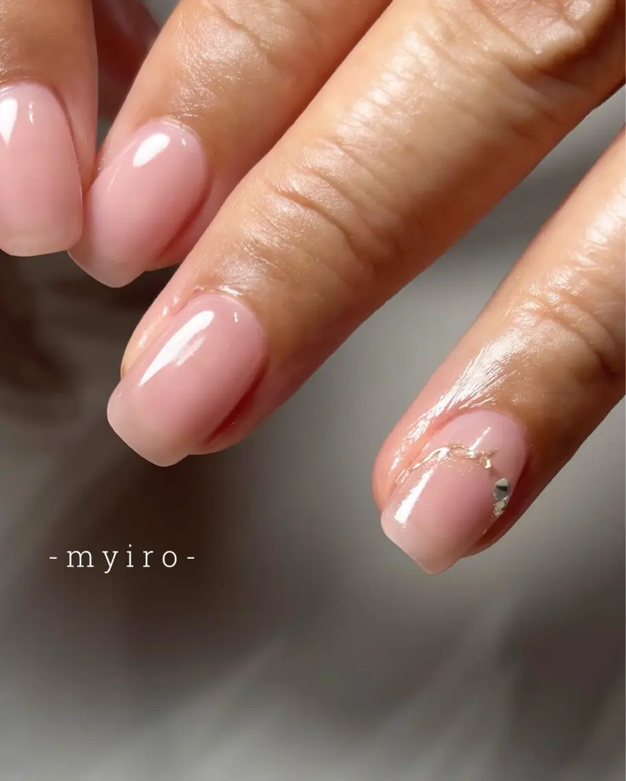 ネイル アートネイル ミラーネイル ワンカラーネイル ピンク myiro【マイロ】 林のネイルデザイン