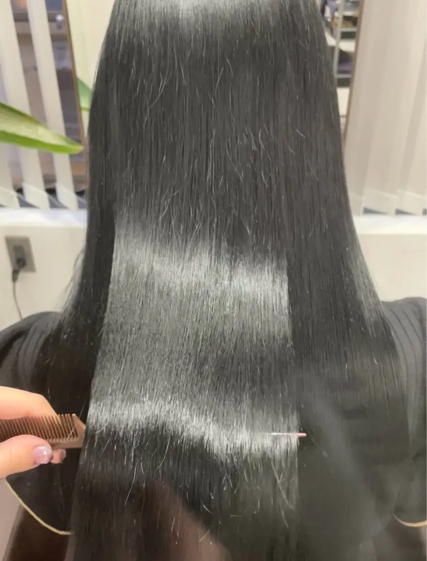 ロング カラー 川中 あいかのヘアスタイル