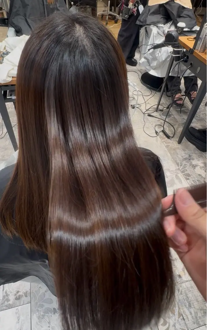 ロング カラー 大内 杏珈のヘアスタイル