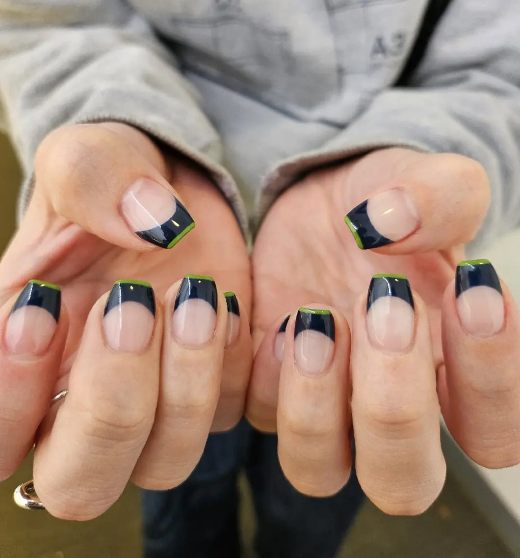 ネイル フレンチネイル ジェルネイル パラジェル puku nail 🌼kazu🌼のネイルデザイン