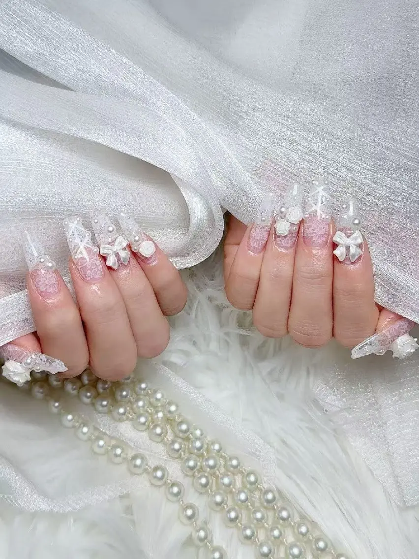 ネイル ENsalon AKIRAのネイルデザイン