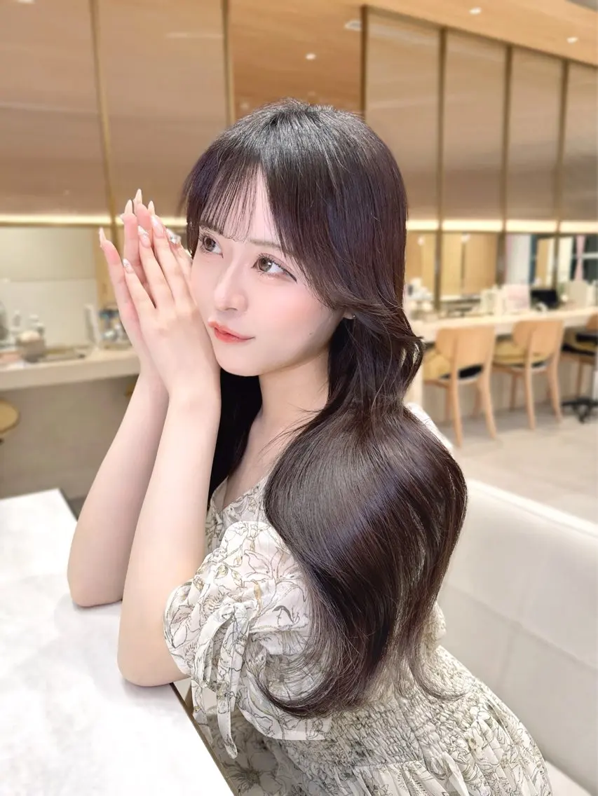 ロング カラー カット ヘアカラー トリートメント ヘッドスパ ヘアセット 韓国ヘア/レイヤー/ 顔まわり/りょーとのヘアスタイル