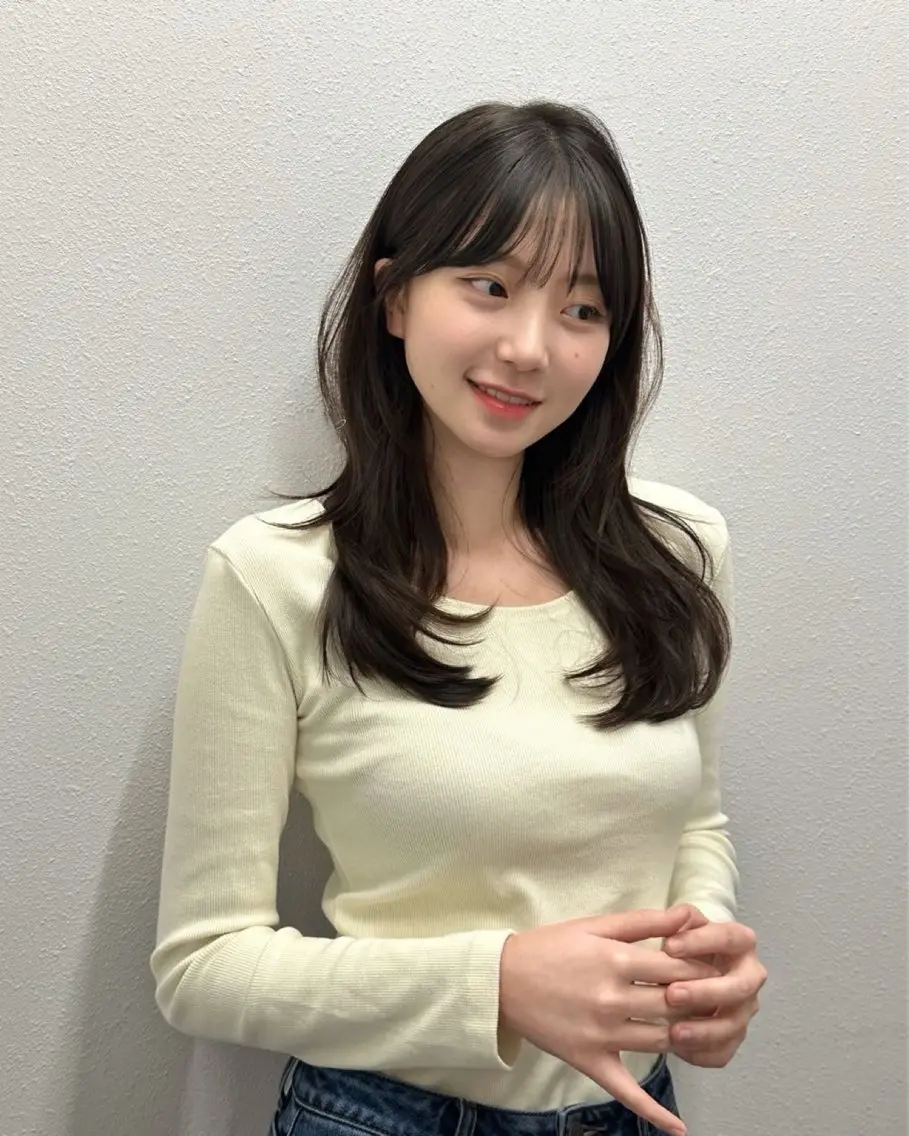 ロング カラー ヘアアレンジ 透明感カラー 顔まわりレイヤー 顔周りカット 髪質改善 韓国風ヘア ヘアカラー トリートメント 🌟🍒ハイトーン 韓国ヘア/ユウミのヘアスタイル