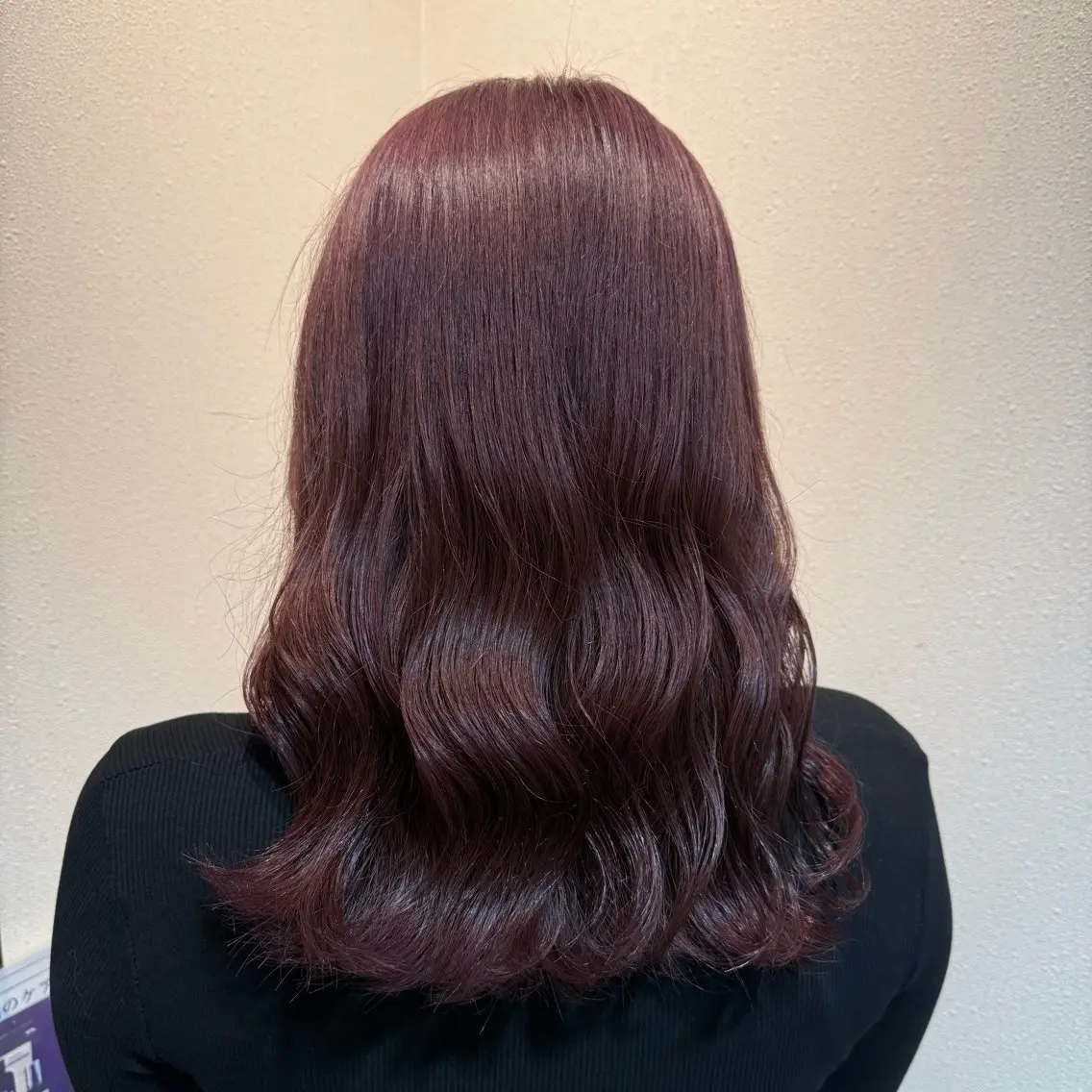 ミディアム カラー ラベンダーカラー レッドカラー ヘアカラー 野崎 桃実のヘアスタイル