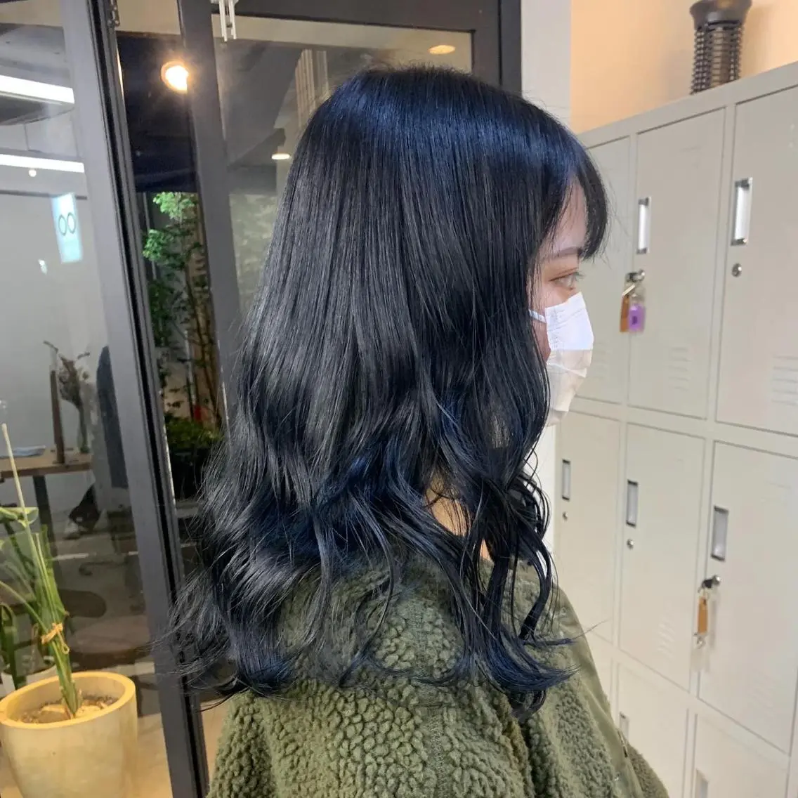 セミロング カラー カット ヘアカラー トリートメント leben serikaのヘアスタイル
