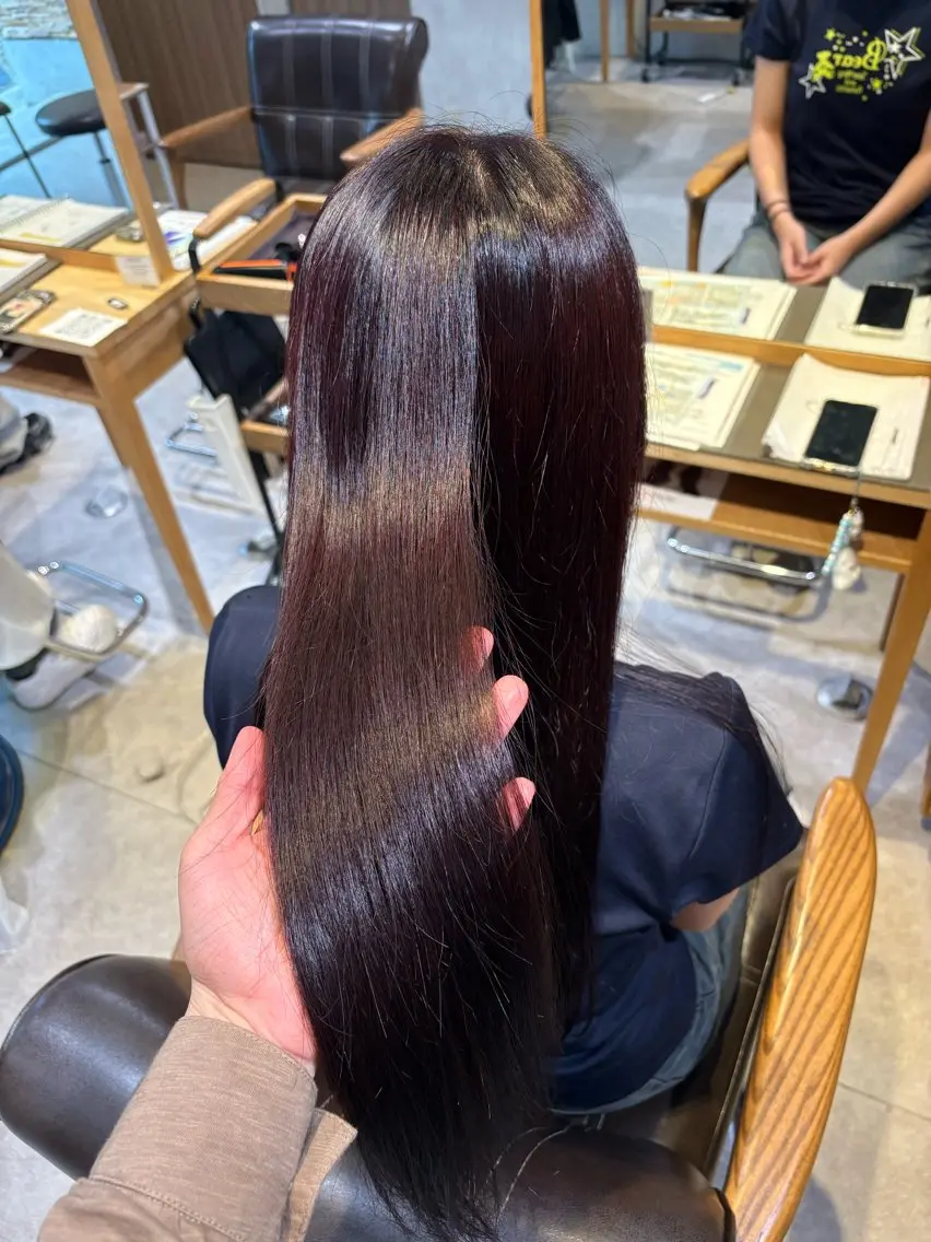 ロング カット ヘアカラー 上原 佑介のヘアスタイル
