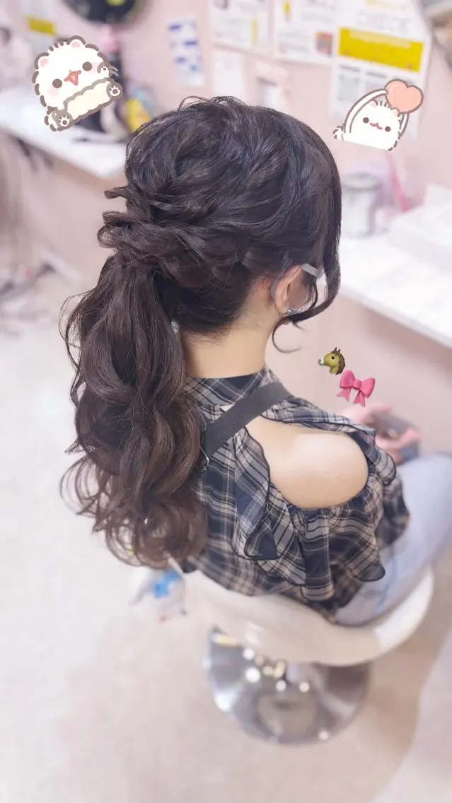 ロング ヘアアレンジ ポニーテール pupe まいのヘアスタイル