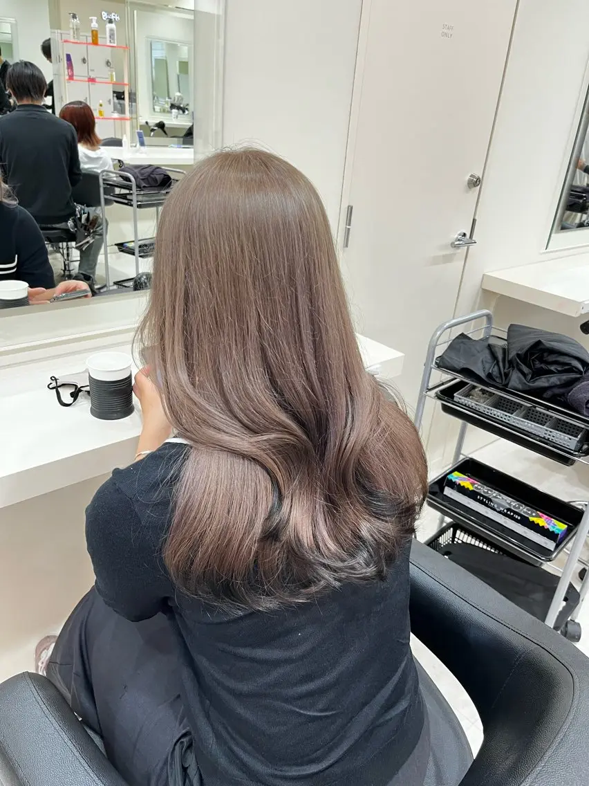 ミディアム カラー ヘアカラー 💟RINNA 艶カラー💟のヘアスタイル