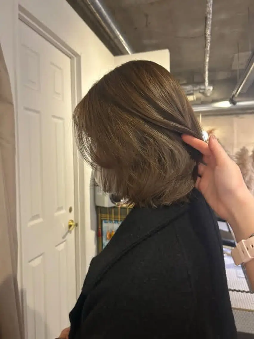 ショート カラー ヘアカラー 山室 茂のヘアスタイル