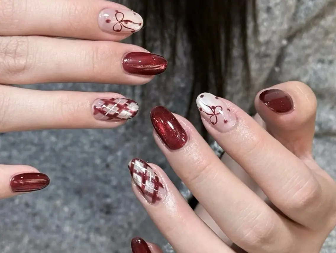 ネイル more glamのネイルデザイン