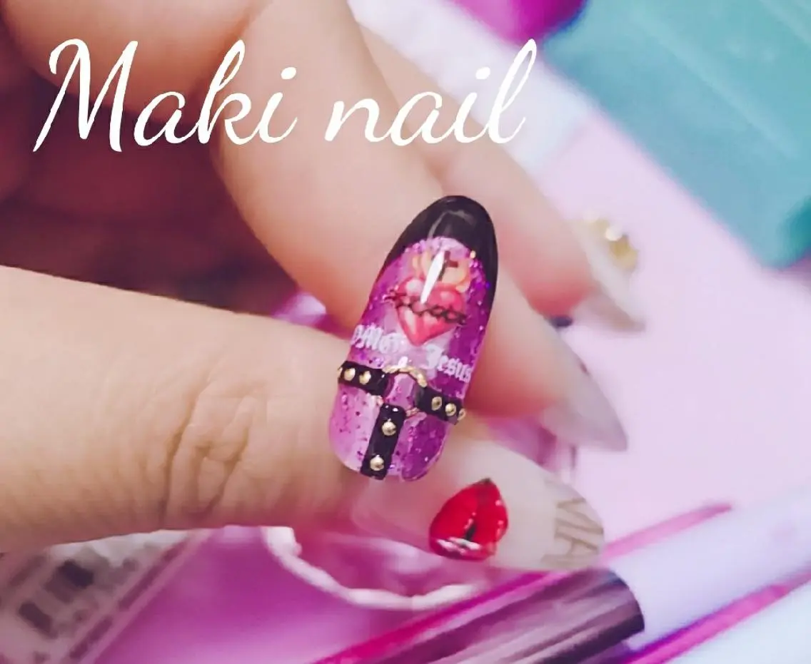 ネイル ネイルチップ . MAKI NAILのネイルデザイン