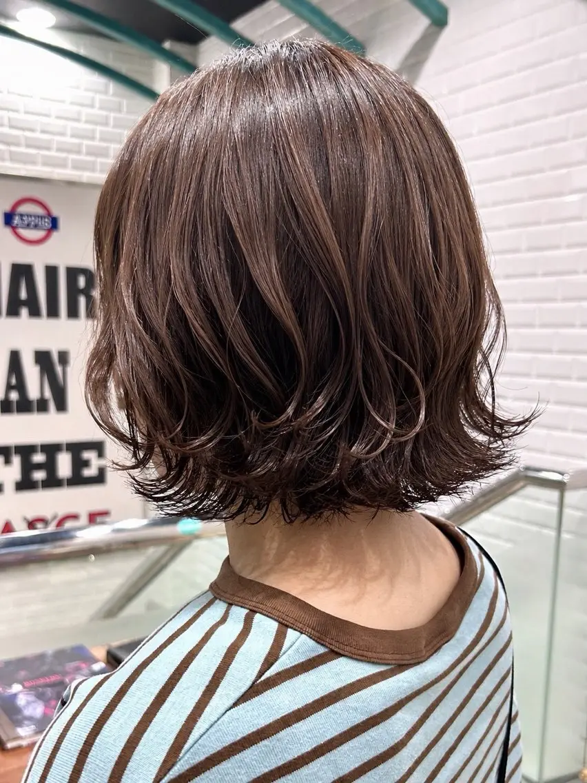 カラー 18歳/アシスタント 心那（ココナ）のヘアスタイル