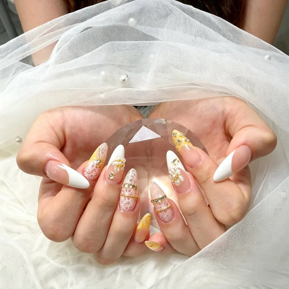 ネイル ハンドネイル 🌈 Laule'aのネイルデザイン