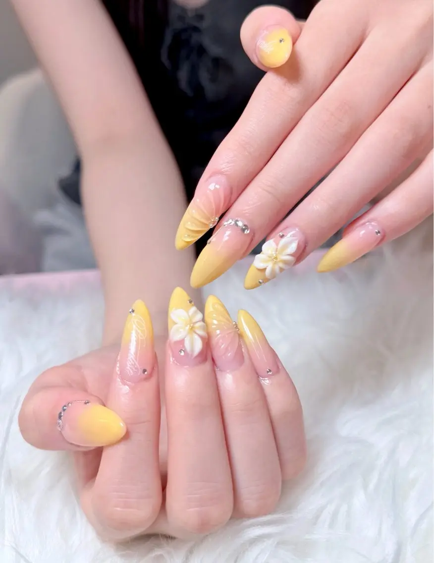 ネイル ハンドネイル ハンドケア DuLi Blinkのネイルデザイン