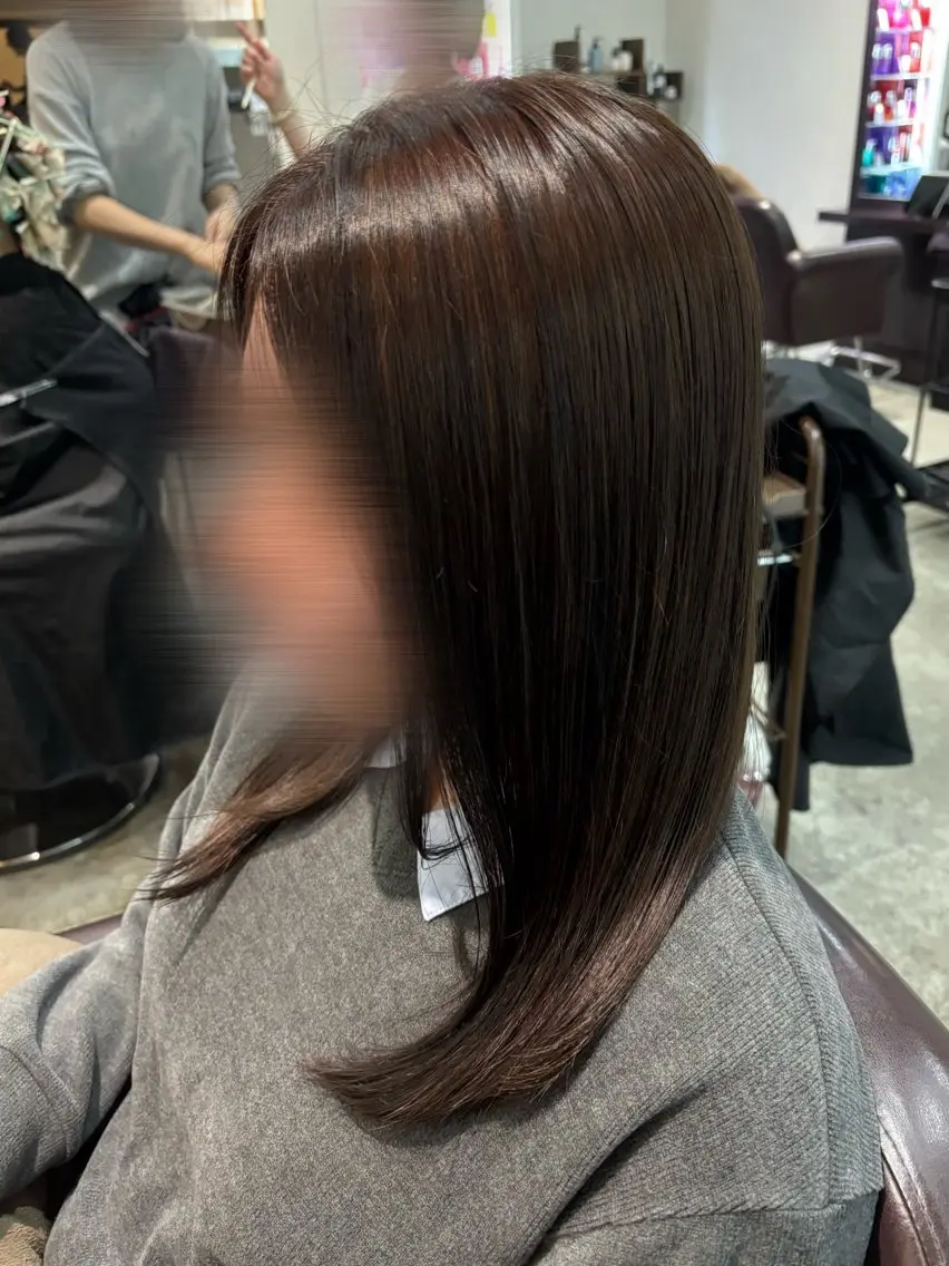 セミロング カラー グレージュ オリーブグレージュ オリーブグレー ヘアカラー トリートメント sweep ひなのヘアスタイル